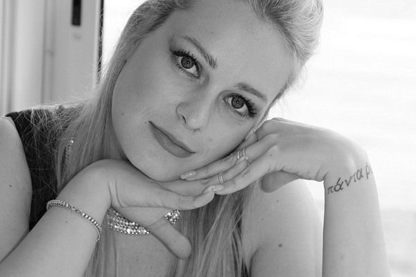 IMM__44719--bw